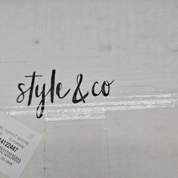 NIB Style & Co. Mabel Womens Taupe Almond Toe Faux Suede Ankle Boots Size 6.5 - Picture 12 of 13